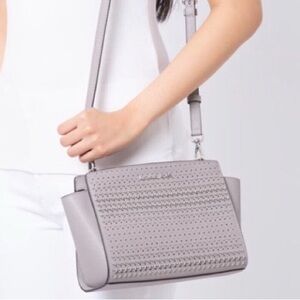 ⬇️ NWT Michael Kors Selma Stud Messenger Crossbody